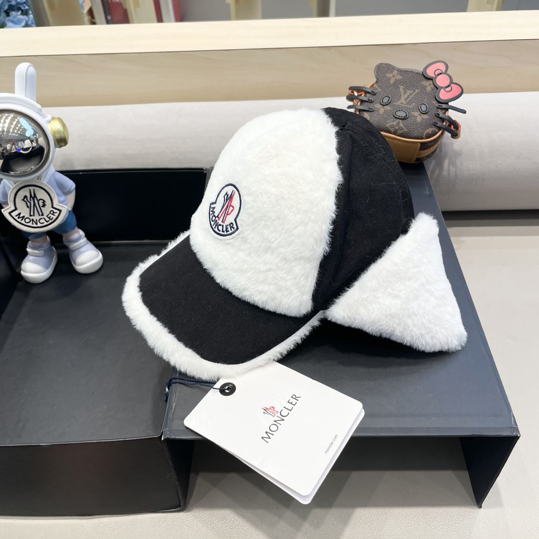 Moncler Caps